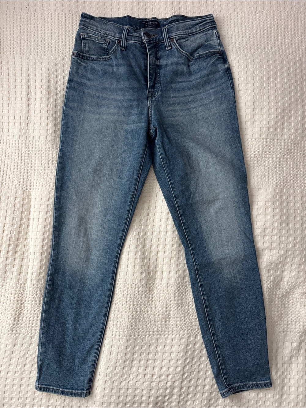 Lucky Brand High-Rise Women's Jeans in Classic Blue